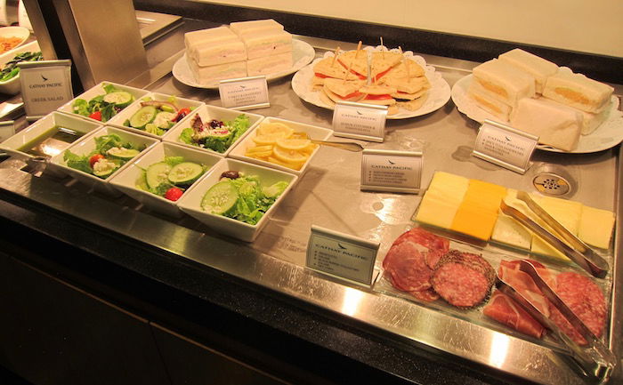 Cathay-Pacific-Lounge-San-Francisco - 28