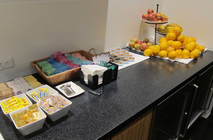Cathay-Pacific-Lounge-San-Francisco - 42