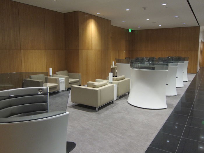 Cathay-Pacific-Lounge-San-Francisco - 44
