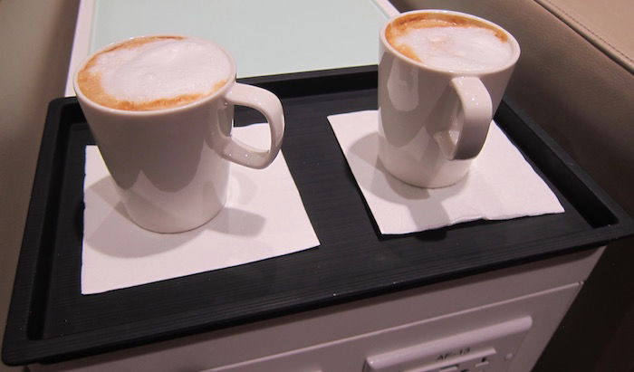 Cathay-Pacific-Lounge-San-Francisco - 50